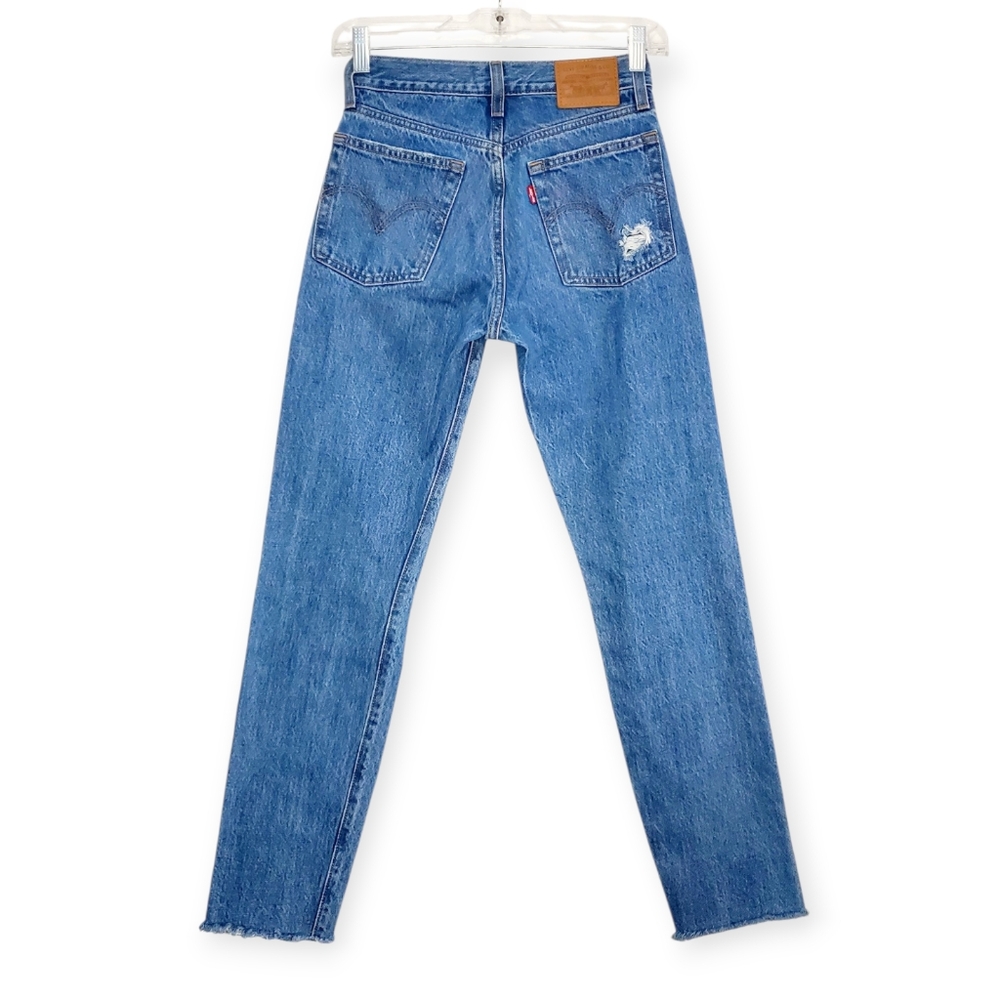 Levi's® Premium Wedgie Icon Fit Ankle Women's Jeans - Picture 2 of 15